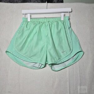 Nike Tempo Running Shorts Adult Small‎ Dri-Fit Green Style #799770-387 Women S
